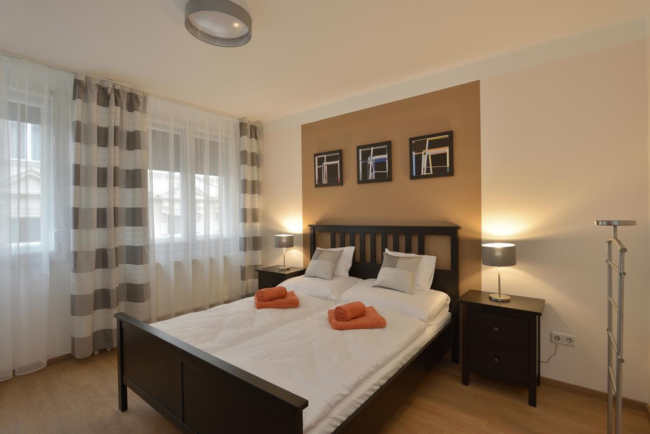 Deak Apartment Budapest Exteriör bild